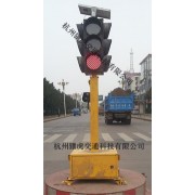 酒泉公路led信号灯，太阳能移动红绿灯