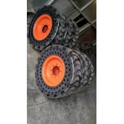 山猫工程机械14-17.5轮胎价格 实心轮胎厂家