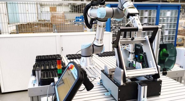 福伊特机器人与Universal Robots建立战略合作伙伴关系